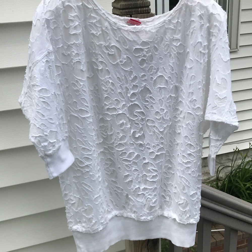 Glima White on White Top